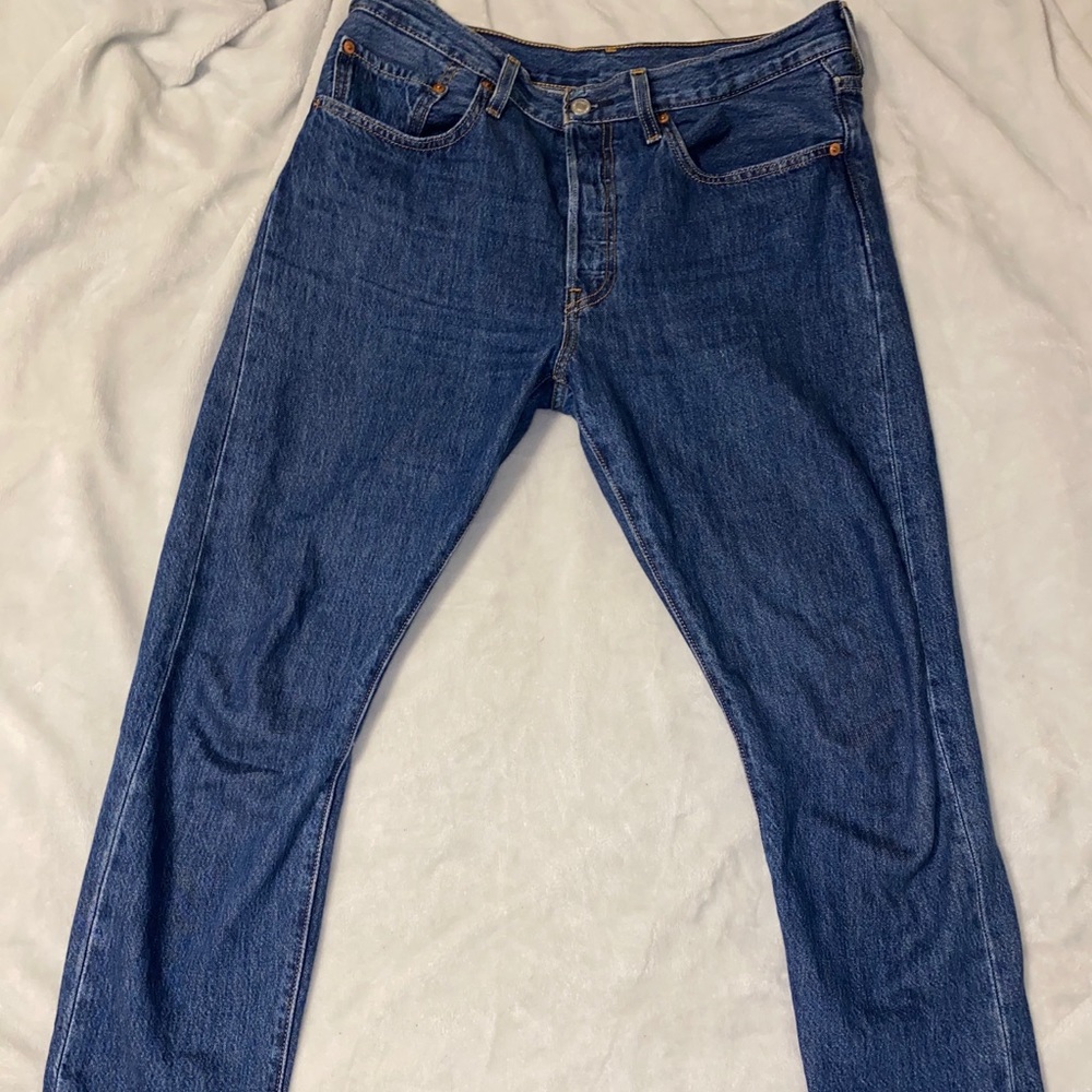 Levi’s 501 Jeans - Picture 5 of 6